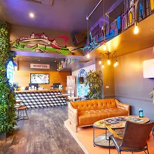 St Christopher's - Old Town Hostel
